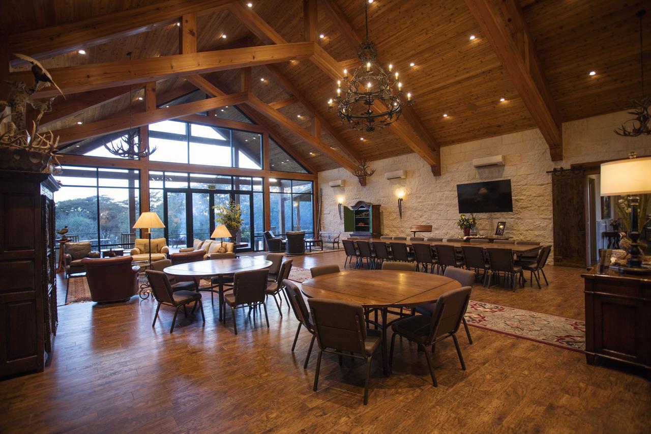 فندق Joshua Creek Ranch بويرن المظهر الخارجي الصورة