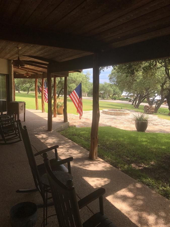 فندق Joshua Creek Ranch بويرن المظهر الخارجي الصورة